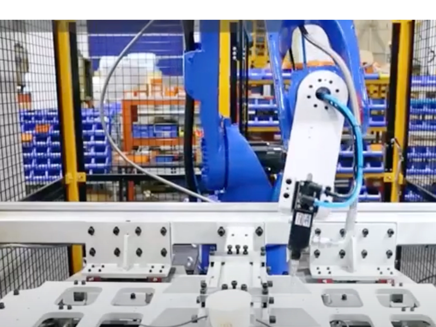 Applications des lignes de presse hydrauliques dans la fabrication de composants automobiles